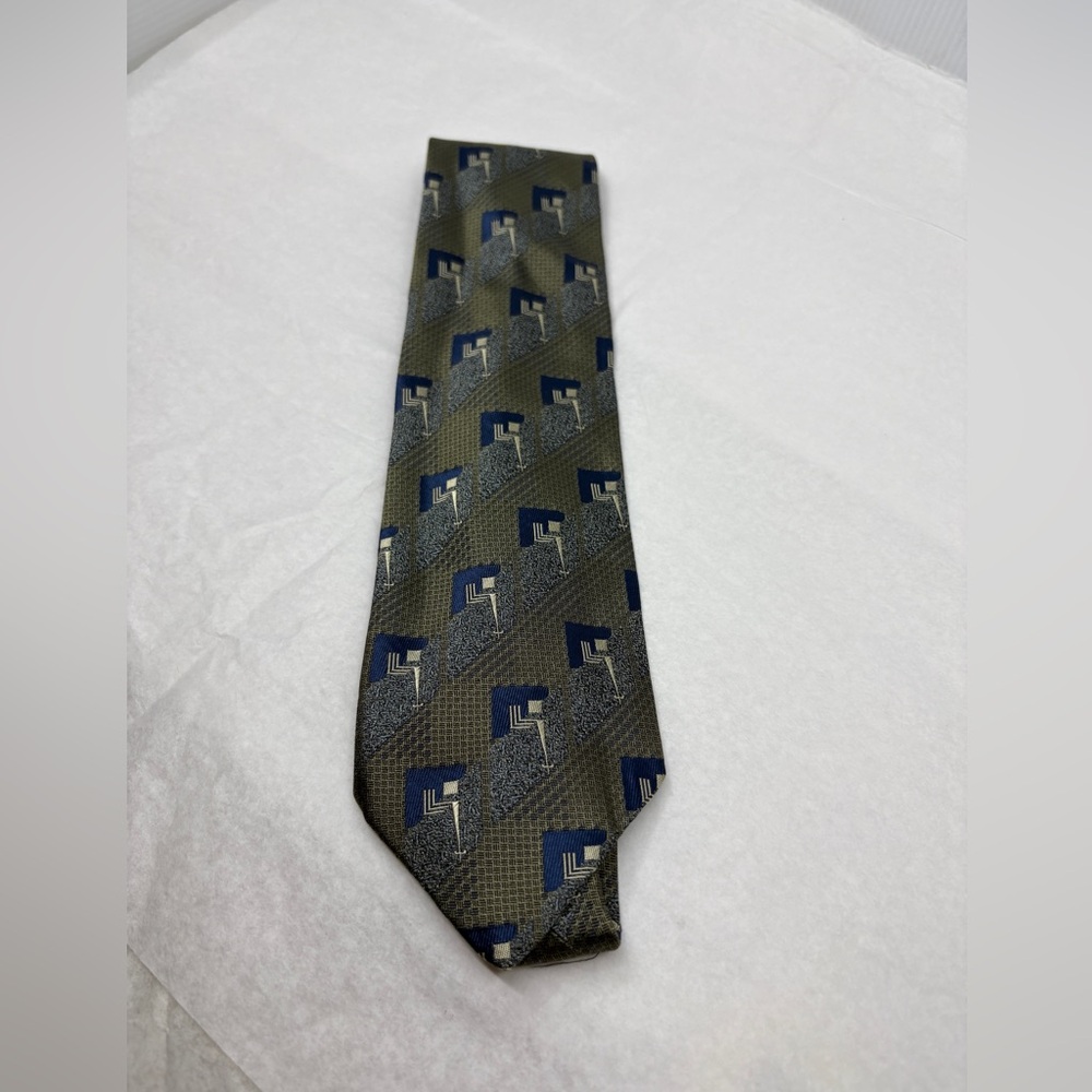 Frank Lloyd Wright Men’s Tie Geometric Art Collection Architect 58”X3.75” Silk